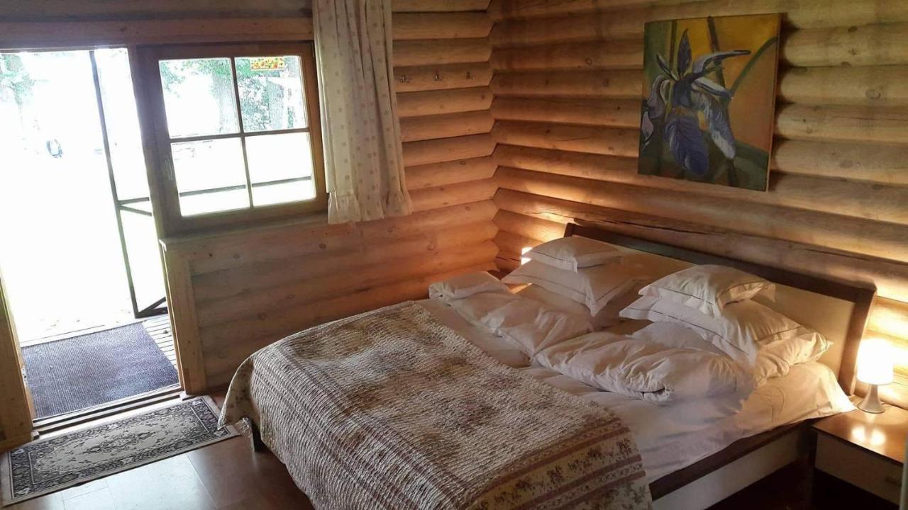 Karolio Sodyba Paluseje Exterior foto